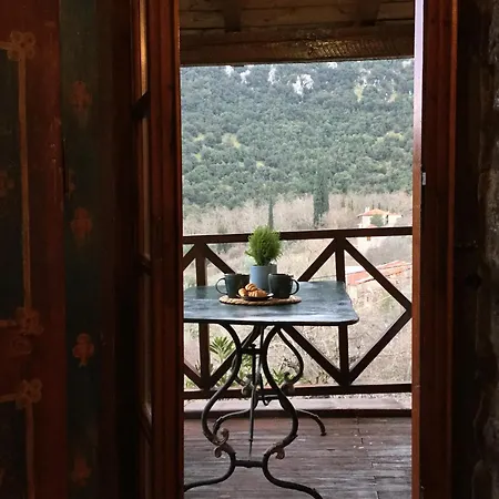 Mariolata Stone House